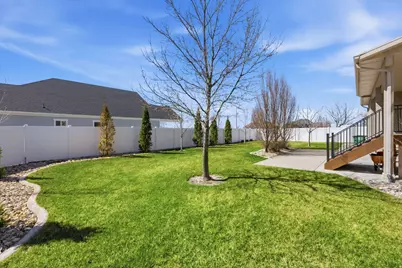 686 Wellington Dr, Kaysville, UT 84037 - Photo 43