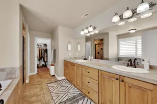 686 Wellington Dr, Kaysville, UT 84037 - Photo 21