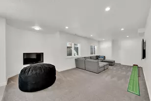 686 Wellington Dr, Kaysville, UT 84037 - Photo 33