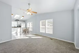 975 E 6600 S, Uintah, UT 84405 - Photo 7