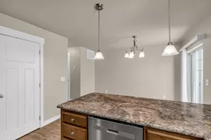 927 N Independence Ave, Provo, UT 84604 - Photo 9