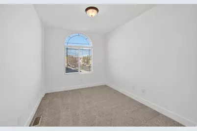213 E Tamarak Cir, Lehi, UT 84043 - Photo 21