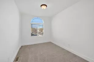 213 E Tamarak Circle, Lehi, UT 84043 - Photo 17