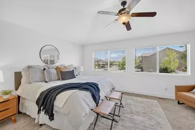 213 E Tamarak Cir, Lehi, UT 84043 - Photo 3