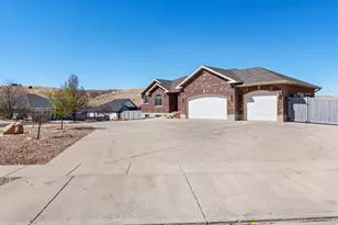 1266 Vista Dr, Santaquin, UT 84655 - Photo 3