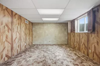 574 E Aloha Ln S, Sandy, UT 84070 - Photo 15