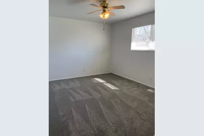 574 E Aloha Ln S, Sandy, UT 84070 - Photo 17