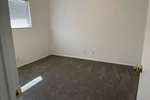 574 E Aloha Ln S, Sandy, UT 84070 - Photo 21