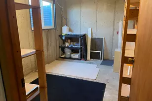 574 E Aloha Ln S, Sandy, UT 84070 - Photo 25