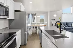 13073 S Cannon View Dr, Riverton, UT 84096 - Photo 11