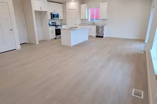 43 E 300 N, Clarkston, UT 84305 - Photo 3