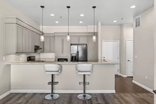 350 S 200 E, Salt Lake City, UT 84111 - Photo 9