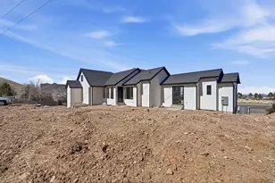 594 E Skyline, Tooele, UT 84074 - Photo 37