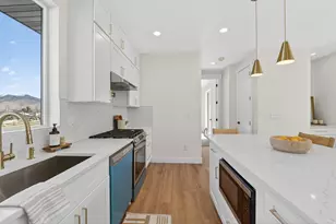 594 E Skyline, Tooele, UT 84074 - Photo 9