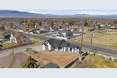 594 E Skyline, Tooele, UT 84074 - Photo 33