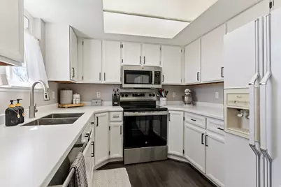 2522 N 2200 W, Farr West, UT 84404 - Photo 11