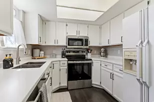 2522 N 2200 W, Farr West, UT 84404 - Photo 11