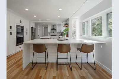 10828 S Lostwood Dr, Sandy, UT 84092 - Photo 9