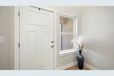 214 W 930 N, Santaquin, UT 84655 - Photo 3