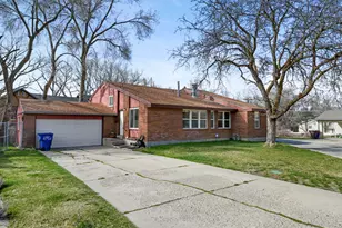 1801 E Norma Circle, Salt Lake City, UT 84121 - Photo 3