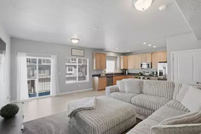 4211 W Antelope Park Ct, Riverton, UT 84096 - Photo 7