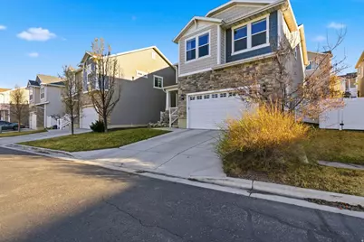 4927 W Yellow Topaz Dr, Herriman, UT 84096 - Photo 3