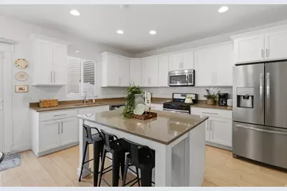 4927 W Yellow Topaz Dr, Herriman, UT 84096 - Photo 15