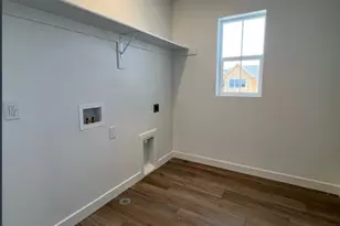 3033 N Summer Wood Dr, Eagle Mountain, UT 84005 - Photo 11