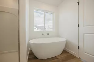 3033 N Summer Wood Dr, Eagle Mountain, UT 84005 - Photo 11