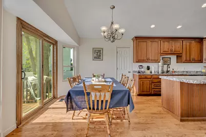 6095 S Karos Cir, Taylorsville, UT 84123 - Photo 9