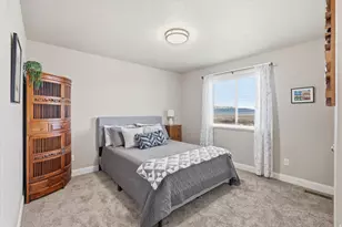 522 N 800 E, Hyde Park, UT 84318 - Photo 11