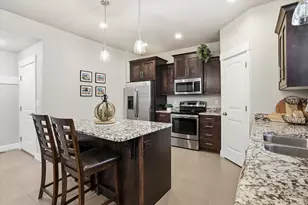 522 N 800 E, Hyde Park, UT 84318 - Photo 29