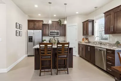 522 N 800 E, Hyde Park, UT 84318 - Photo 17