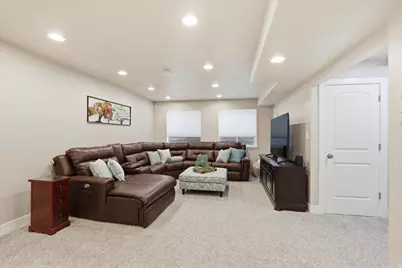 522 N 800 E, Hyde Park, UT 84318 - Photo 33