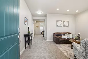 522 N 800 E, Hyde Park, UT 84318 - Photo 3