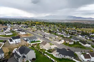 522 N 800 E, Hyde Park, UT 84318 - Photo 63