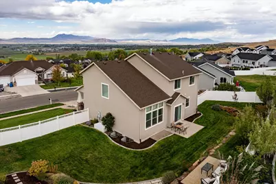 522 N 800 E, Hyde Park, UT 84318 - Photo 57
