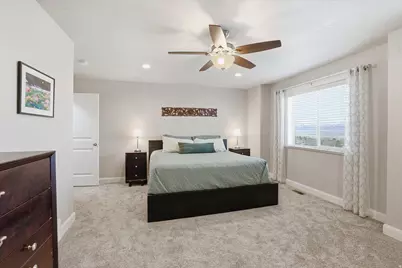522 N 800 E, Hyde Park, UT 84318 - Photo 7