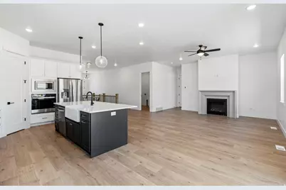 895 Crest Dale Ln S, Santaquin, UT 84655 - Photo 9