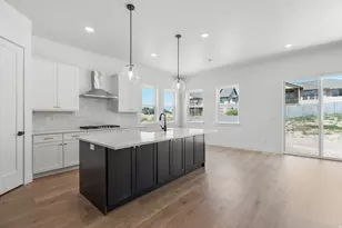 894 Crest Dale Ln S, Santaquin, UT 84655 - Photo 7