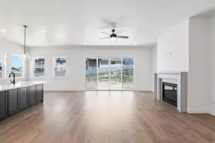 894 Crest Dale Ln S, Santaquin, UT 84655 - Photo 11
