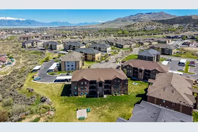 8215 N Clear Rock Rd #12, Eagle Mountain, UT 84005 - Photo 27