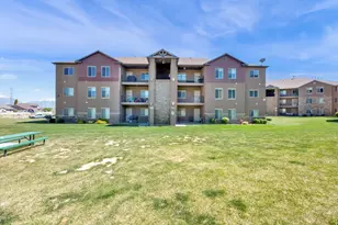 8215 N Clear Rock Rd, Eagle Mountain, UT 84005 - Photo 33