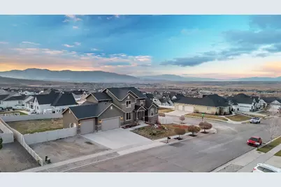 829 N Christley Ln, Elk Ridge, UT 84651 - Photo 9