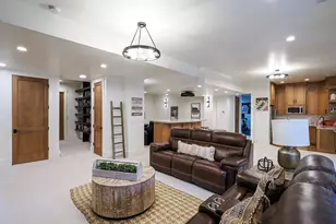 3167 S Mapleton Ests Dr, Mapleton, UT 84664 - Photo 17