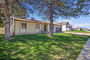 1147 W 25 S, Clearfield, UT 84015 - Photo 3