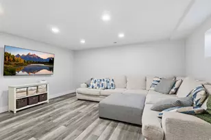 1147 W 25 S, Clearfield, UT 84015 - Photo 19