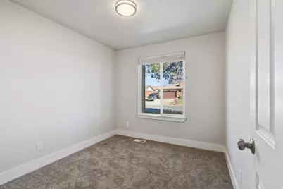 1147 W 25 S, Clearfield, UT 84015 - Photo 25