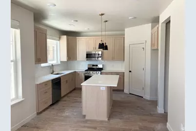 1178 N Meridian Ln #126, North Salt Lake, UT 84054 - Photo 3