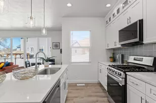 353 E 1100 N, Pleasant Grove, UT 84062 - Photo 7